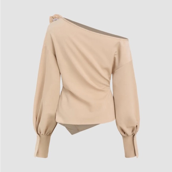 BNWT CIDER Asymmetrical neck 3D Rose Ruched Blouse •Size M•Champagne - Picture 7 of 7
